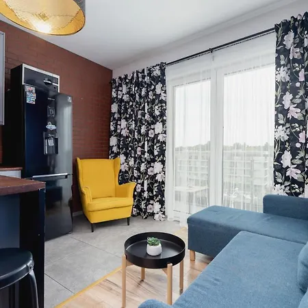 Tauron Arena Lema Family By Renters Apartamento *