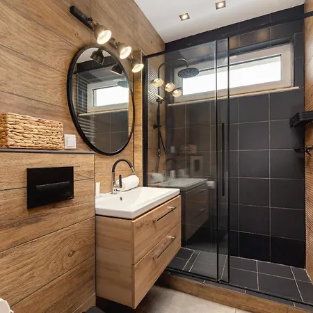 Tauron Arena Lema Family By Renters Apartament *